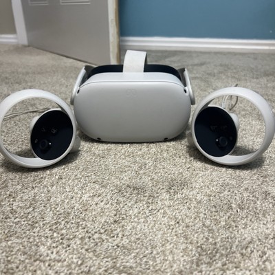 Meta/Oculus Quest 128GB VR Headset with Controllers UK