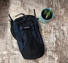 BERGHAUS SHADOW 60+15 LITRE RUCKSACK HIKING DAYPACK COMFORT TRAVELSACK HUGE DUAL