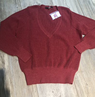 63. Nwt Peruvian Connection Cirrus V Neck Pullover Red Alpaca  M