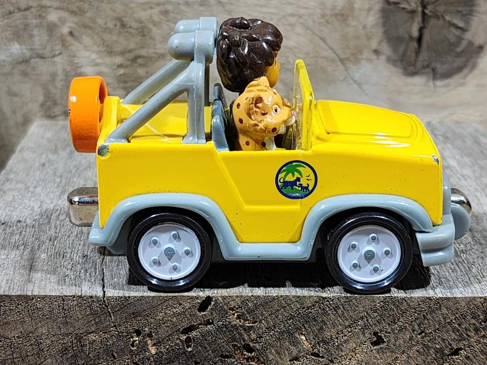 Learning Curve Viacom 2007 Diego safari rescue Jeep toy car yellow fun - Image 3 of 4