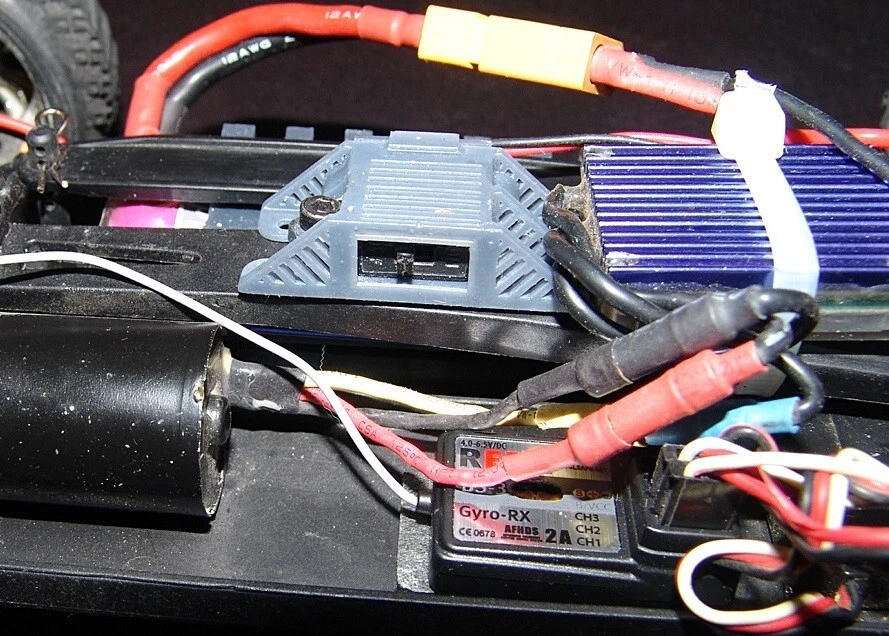 Extra Schneller 1:16 Brushless 4WD Short Course Truck RTR komplett mit ESP Gyro - Bild 4 von 4