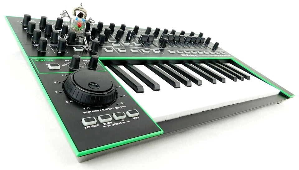 Roland AIRA System-1 Synthesizer Keyboard + Fast Neuwertig + 1.5Jahre Garantie - Bild 3 von 4