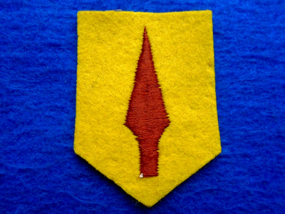 IRISCHE 2. OSTBRIGADE BESTICKTES SCHULTER-BLITZABZEICHEN