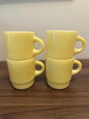 VTG Fire King Anchor Hocking Yellow Milk Glass Stacking Mugs Set Of 4 C Handle