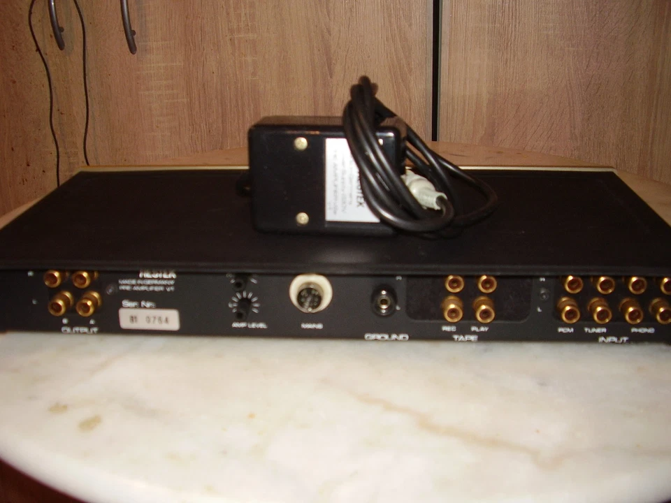 Thorens Restek V 1 Highend Vorverstärker - Bild 2 von 2