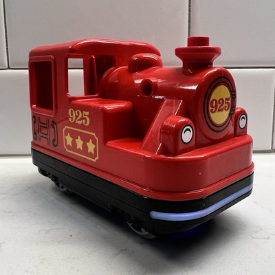 LEGO Duplo Steam Train 10874 Red Engine 925 - Tested & Working w/ Batteries!