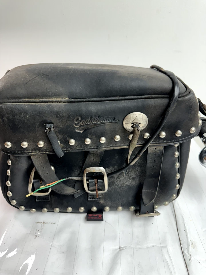 1995-1997 Honda Shadow Ace Vt1100 OEM Saddlebag Set Pair Luggage - 246-1 - Image 4 of 4