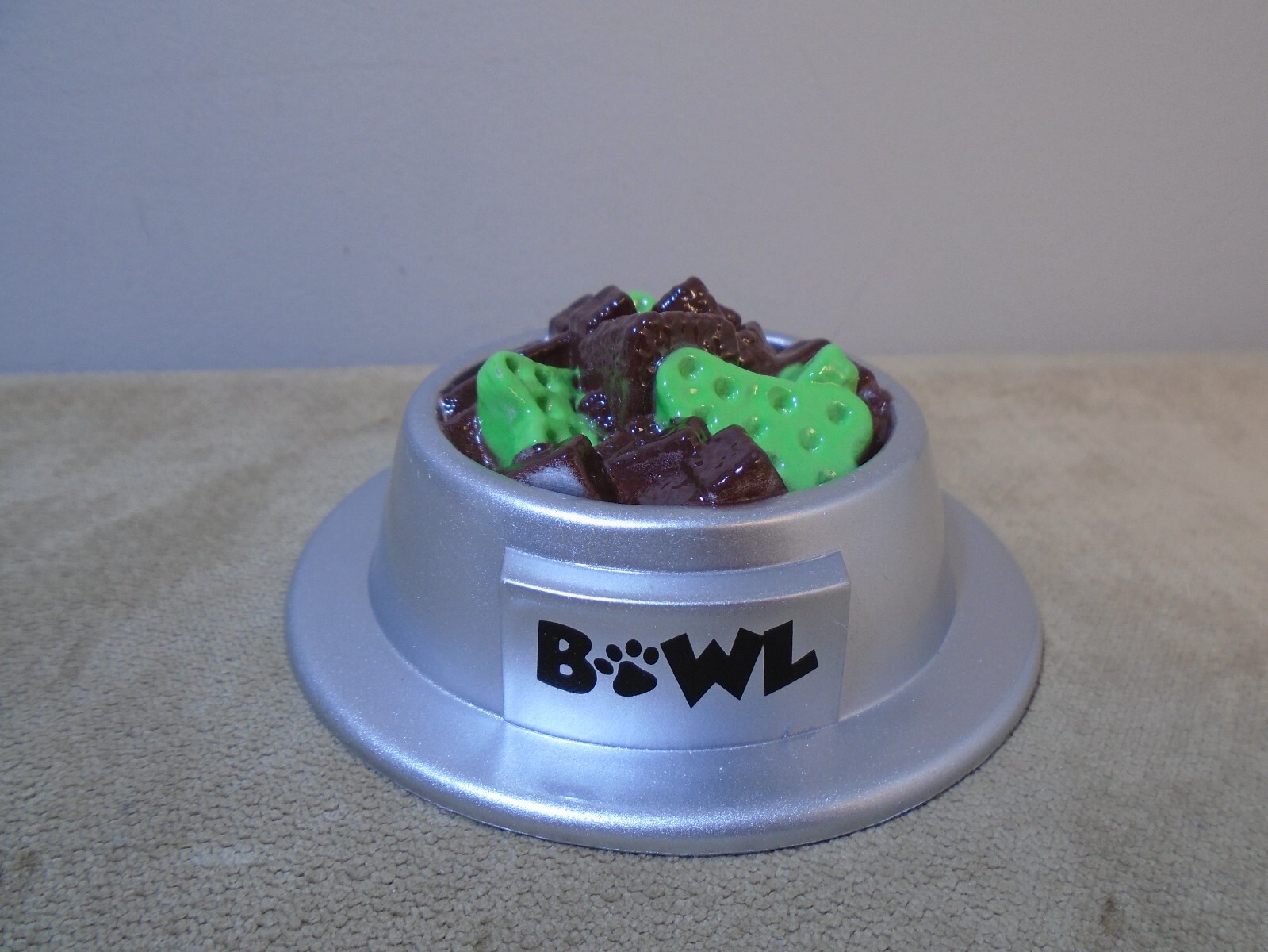 Bowl Figure (mf837)