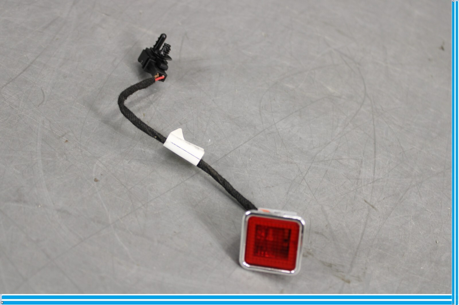 Bentley Continental 2006-2012 Front Right Door light P/N 3D0947411D