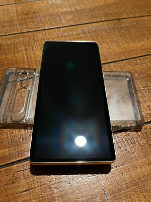 Google Pixel 7 Pro - 128GB - Hazel (Unlocked) Barely Used, Well taken care of