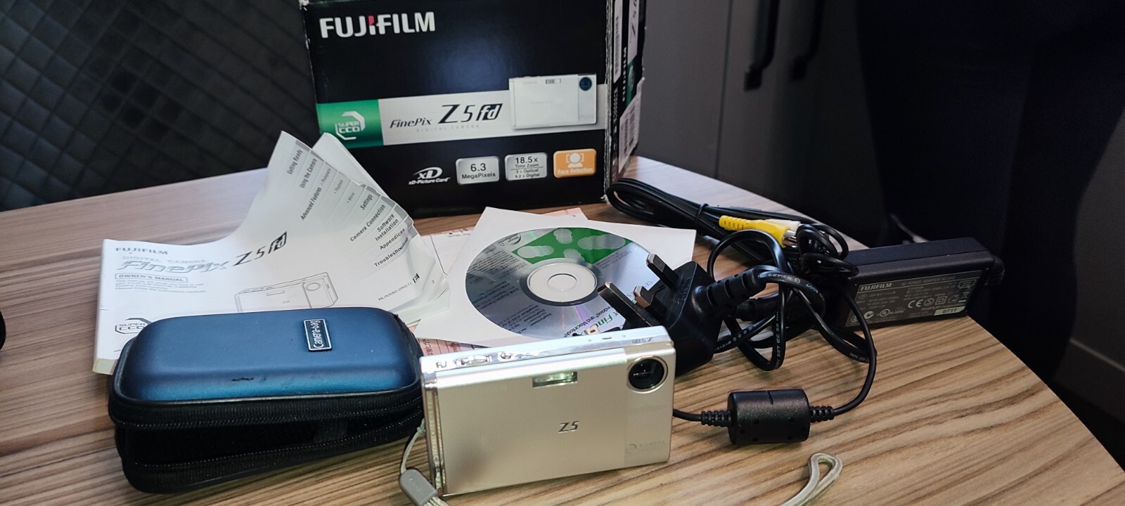 Fujifilm Digital Camera FinePix Z5 6.3MP Silver