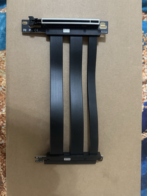 PCIe 4.0 X16 GPU Riser Cable (0 degree-90 degree), supports PCIe