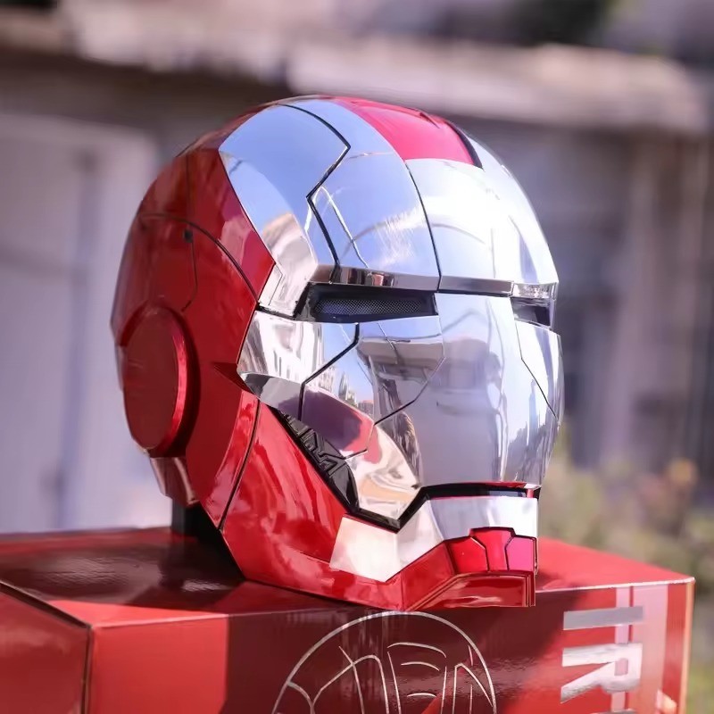 Casque électronique Iron Man Silver Edition idée cadeau originale pour anniversaire adulte