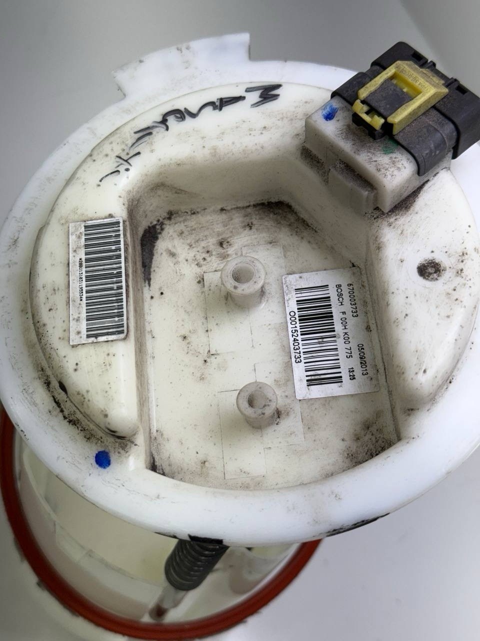 2014 - 2024 MASERATI GHIBLI 3.0L FUEL GAS TANK RIGHT FUEL LEVEL GAUGE PUMP 553