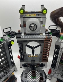 LEGO Teenage Mutant Ninja Turtles TMNT Turtle Lair Invasion 79117 No Minifigures