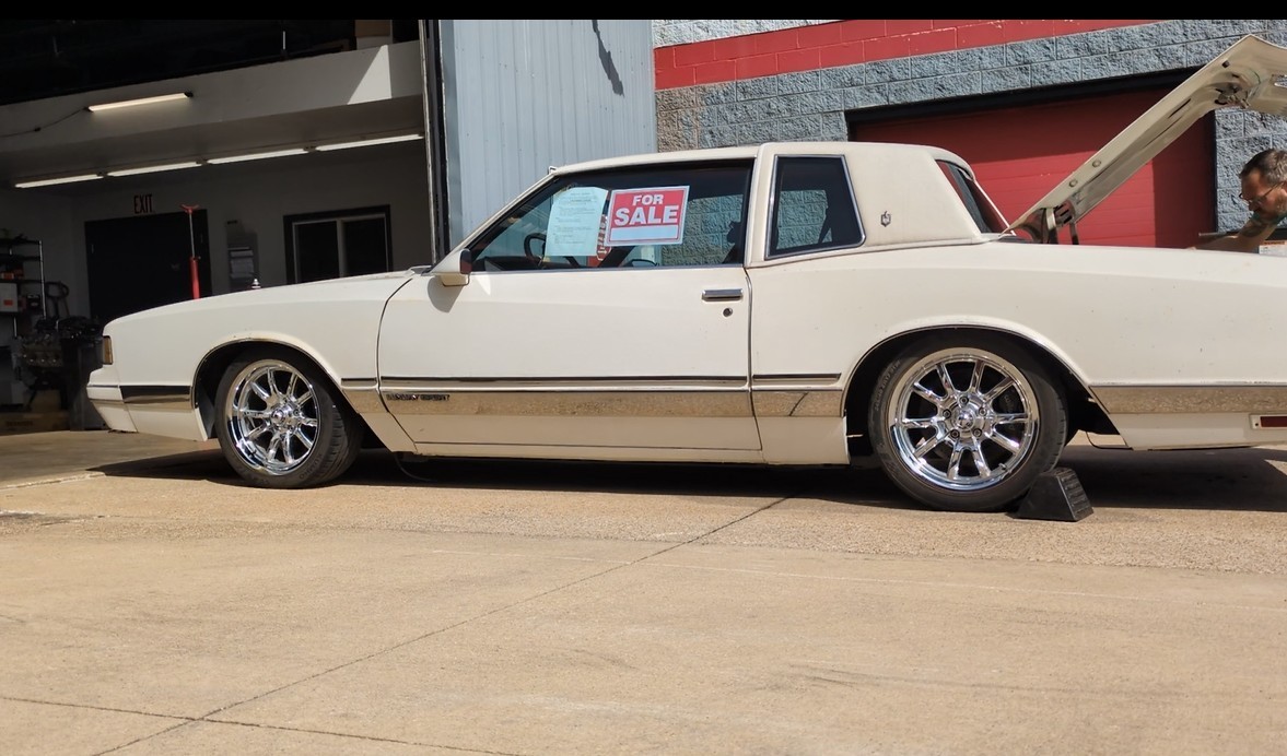 1988 Chevrolet Monte Carlo for sale in Mahomet Illinois