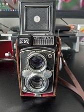 Yashica Mat TLR 6x6 Film Camera 80mm f3.5 Lens w/case, filters bag, instructions