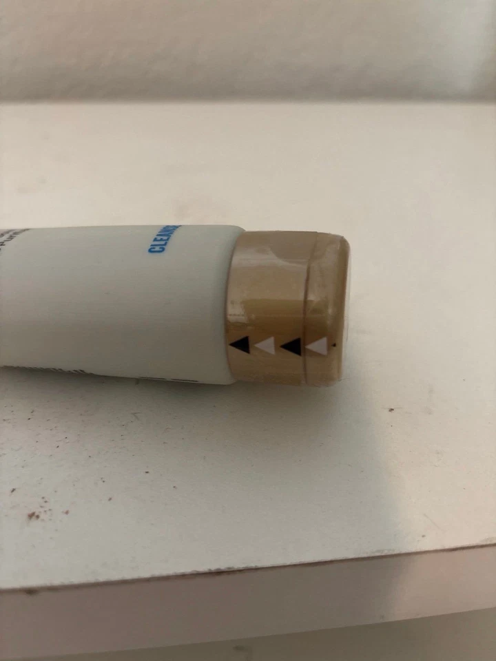 Ahava Clearing Facial Treatment Mask new - Image 3 of 3