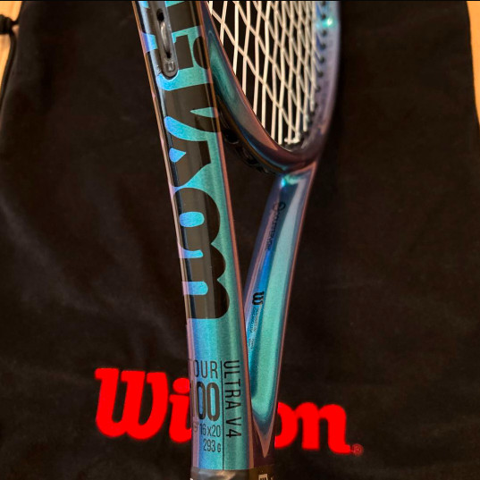 Wilson Ultra Tour 100 V4.0 Grip 4 1/4 Tennis Racket Racquet Excellent Condition