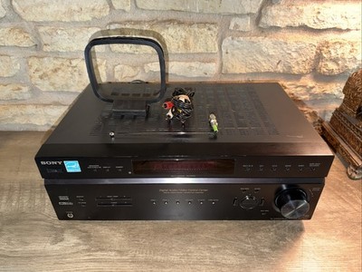 2004 Sony STR-DE597 6.1 Channel AV Stereo Home Theater Receiver. See Video!