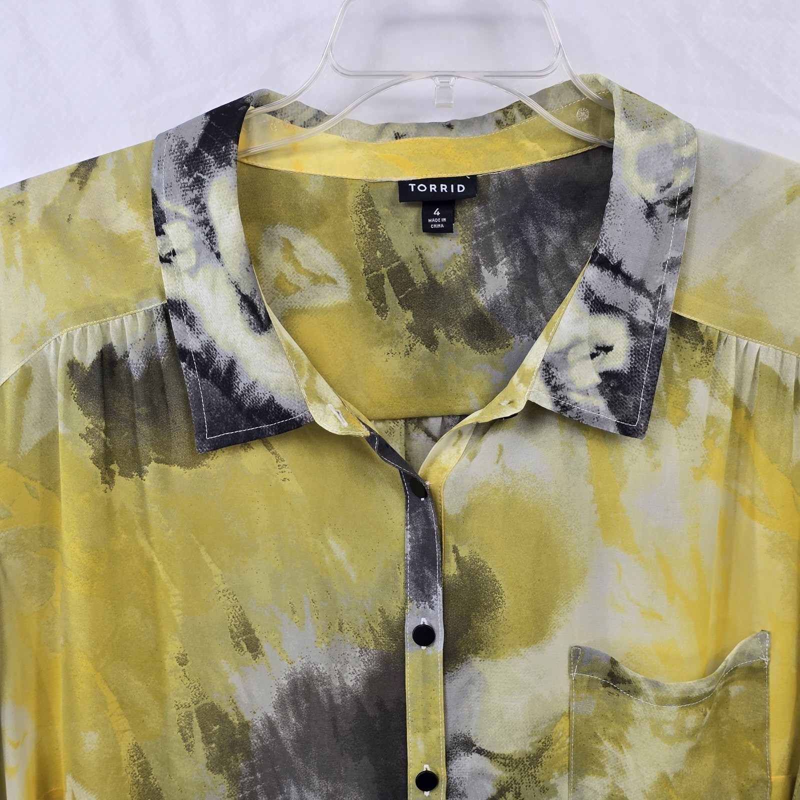 Torrid Semi-Sheer Button Front Abstract Print Blo… - image 3