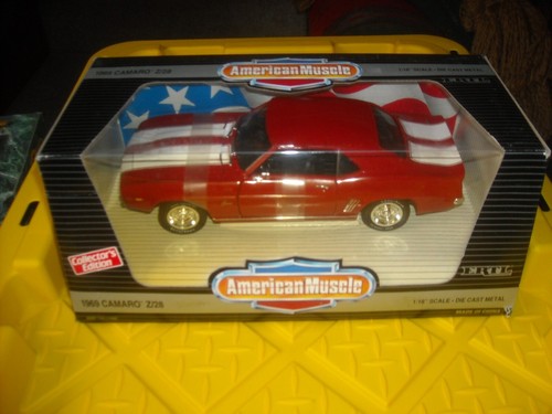 Chevrolet Camaro Z28 1996 - Muscle Car Américain - Miniature 1/18 American Muscle
