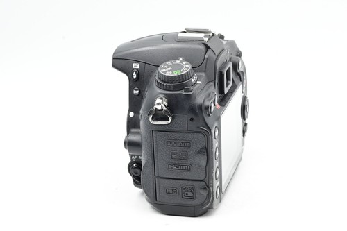 Nikon D7000 16.2MP Digital SLR Camera Body #575 - Picture 3 of 8