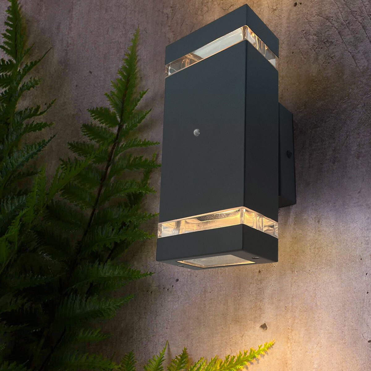 Single Black Outdoor Dusk Till Dawn Sensor Wall Light IP44 ZLC370DTD