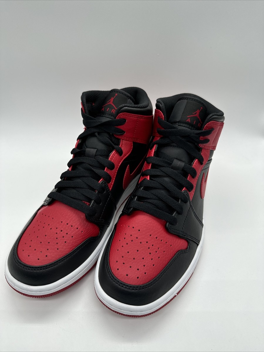 air jordan 1 mid banned foot locker