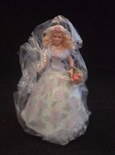 1995 HALLMARK KEEPSAKE ORNAMENT SPRINGTIME BARBIE DOLL FLORAL DRESS NIB