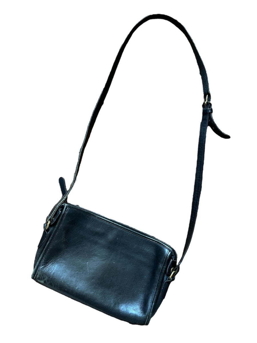 Vintage Coach Taylor Zip 9944 Black Leather Crossbody Shoulder Bag