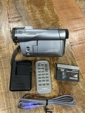 Canon Elura 80 Silver 2.5" Diagonal LCD Screen Digital Zoom Camcorder Tested.