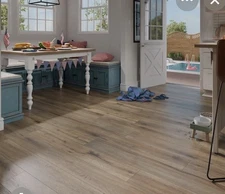 Vinal Plank Flooring 130.67 Sf.  SMARTcore Floors Burbank Oak