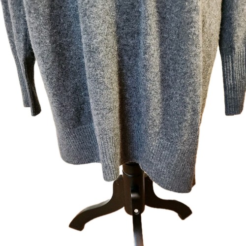 Brochu Walker Womens Lace Vee Looker Pullover Sz Small Charcoal Gray Melange Top - Picture 7 of 21