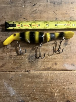 Swim Wizz Musky Lore Bumblebee Color
