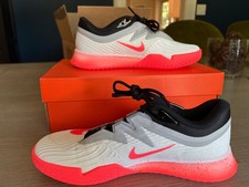BRAND NEW IN BOX! Size 8 - Nike Vapor Pro 3 W...