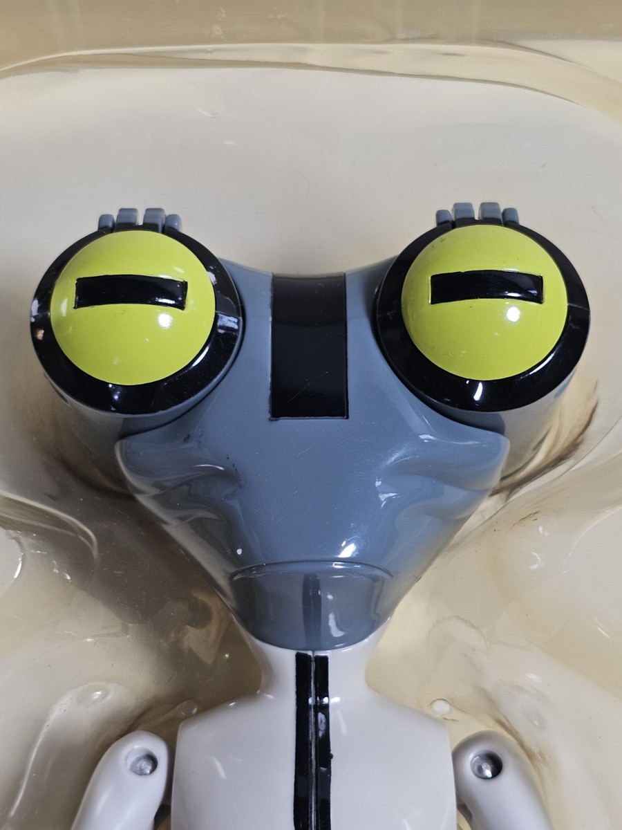 RARE 2006 BEN 10 GREY MATTER METAMORFIGURE 8.5