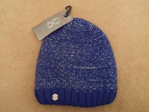 womens snowboard beanie
