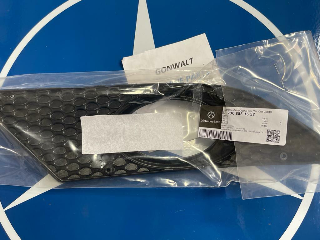 Genuine Mercedes-Benz AMG Front Bumper Center Grille Mesh For R230 SL (SL550) - Part # 230 885 21 53