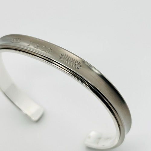 7.25" Tiffany 1837 Narrow Cuff Bracelet in Silver & Gray Titanium Mens Unisex - Picture 9 of 11