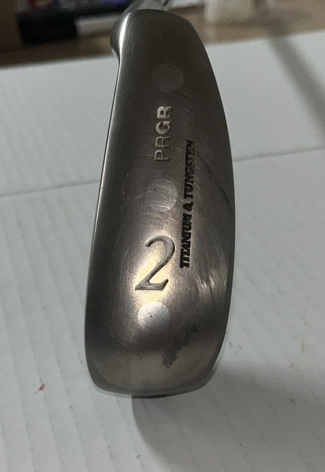 PRGR 2 Iron Type 200i Titanium/Tungsten M-45/100MPH Boron Shaft Reg RH - Image 3 of 4