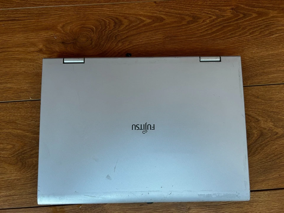 Fujtsu MS2239 Laptop Windows 7 Fresh Install 2Gb Ram 200Gb Hard drive - Image 2 of 4