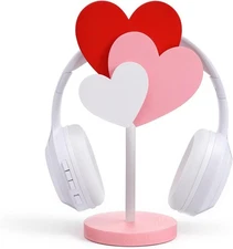 Cute Wood Heart Headphone Stand for Gamers - Space-Saving Desk Decor