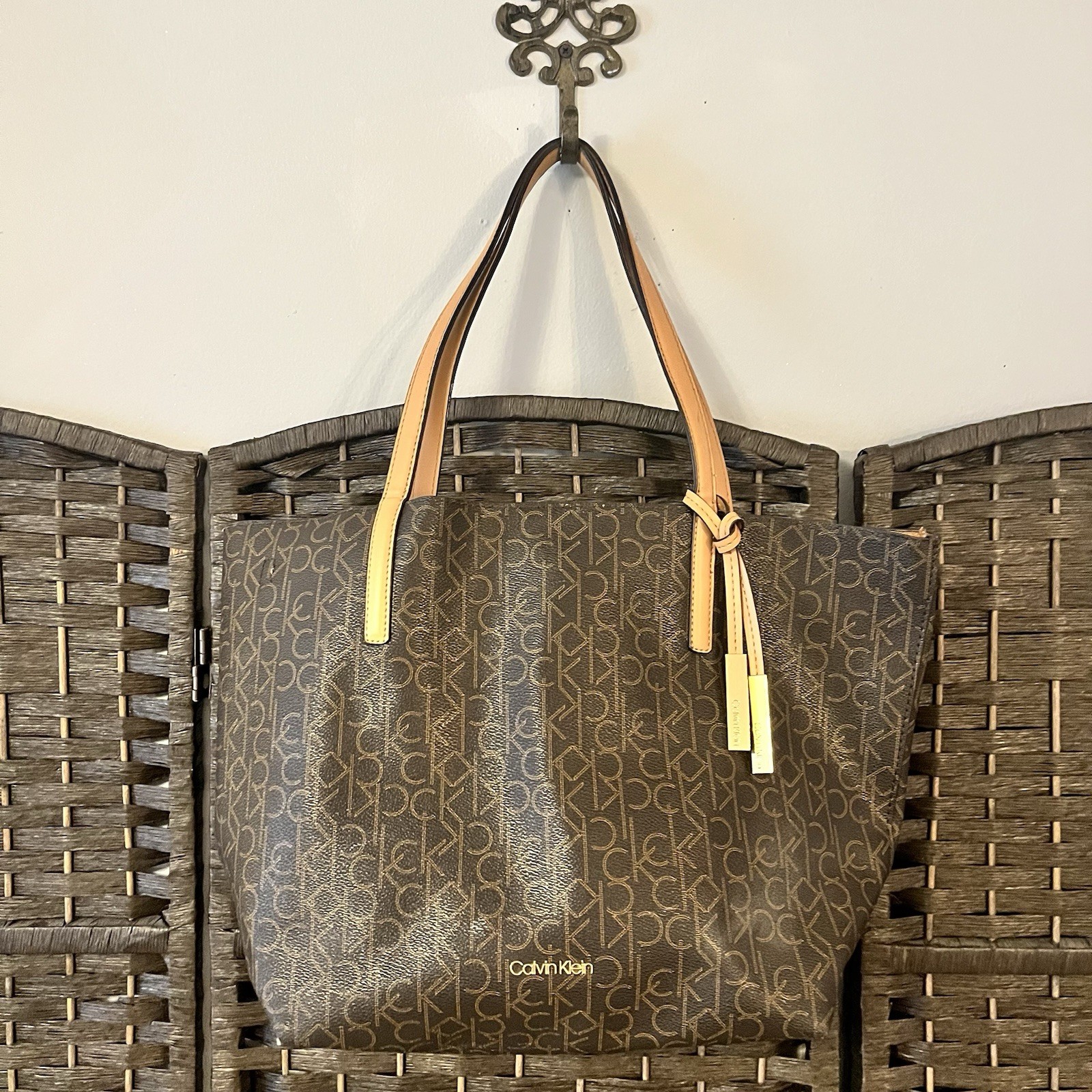 Calvin Klein CK Monogram Brown Tote Bag Tan Straps Logo Shoulder Purse