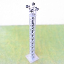 1 x HO tower light LED made street yard light spotlight assembled metal S4