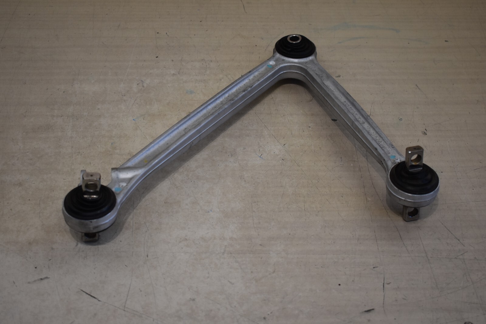 2004 2005 2006 PORSCHE CARRERA GT REAR SUSPENSION UPPER CONTROL ARM GENUINE OEM