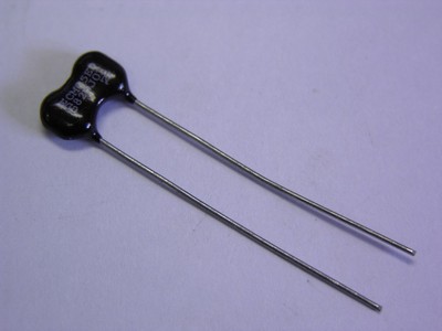 Cornell Dubilier CD10CD100DO3 Mica Capacitor – 10pF, 500V, ±0.5% Tolerance – Pack Of 3 Brand New! 2 thumbnail image