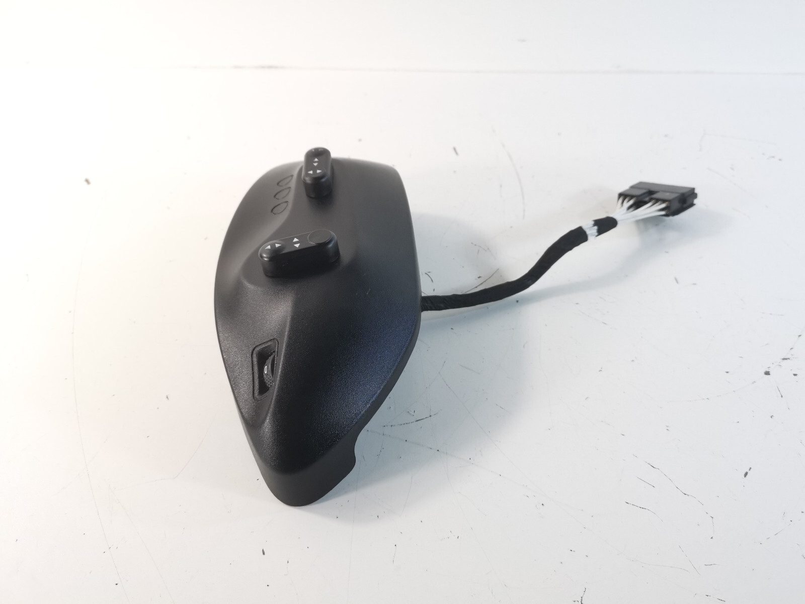 2007-19 MASERATI GRANTURISMO FRONT RIGHT SEAT SWITCH POWER ADJUST BUTTONS M145
