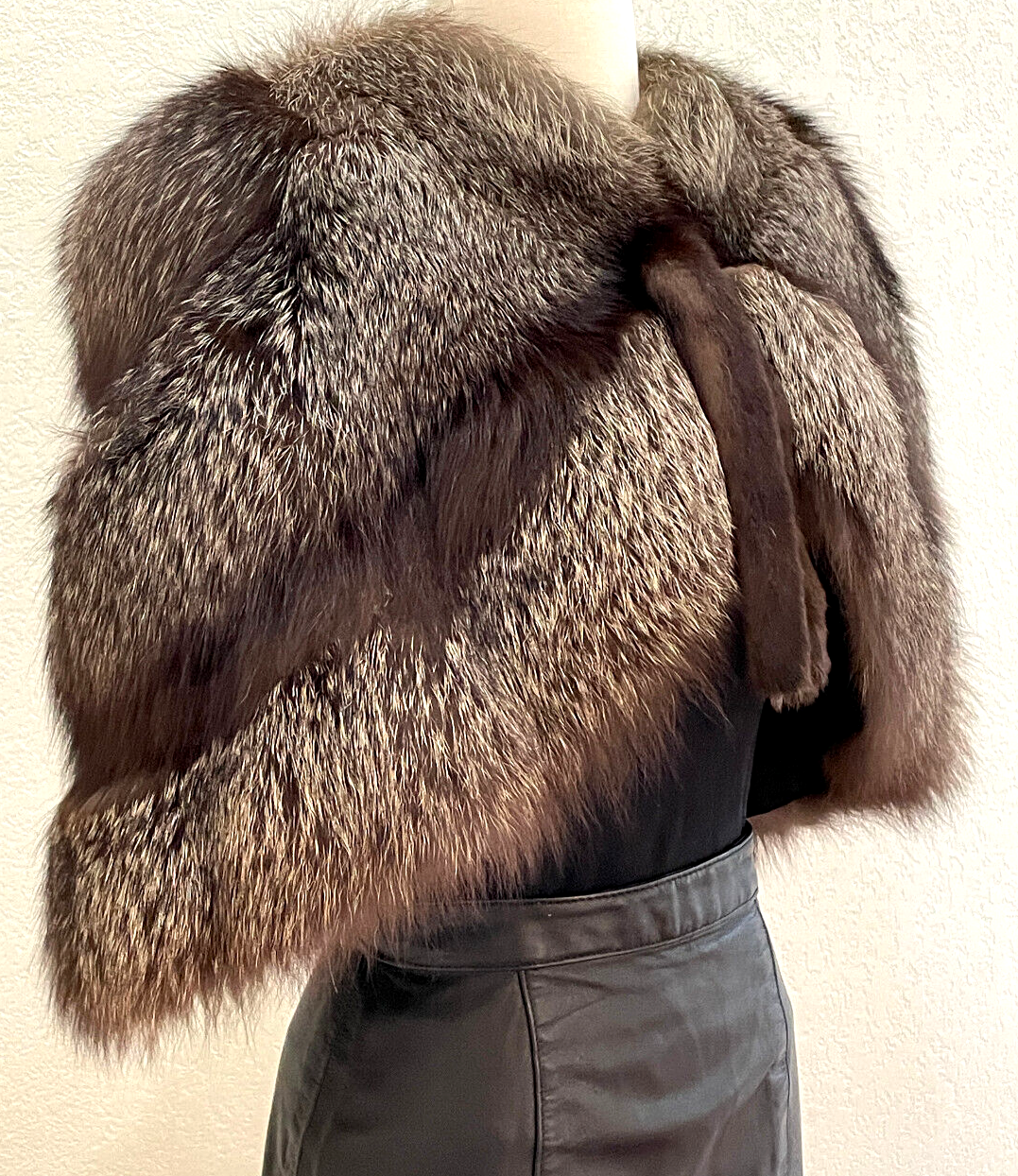 Arctic Crystal Silver Fox Fur Cape Stole Vest Coat No Sable Mink