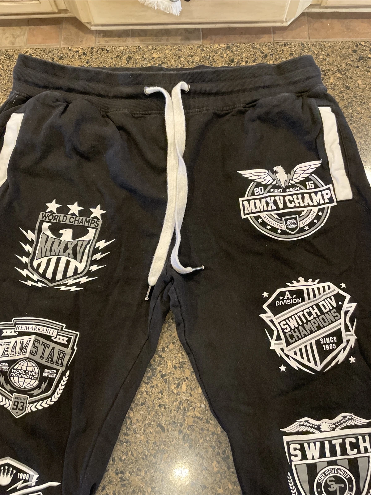 Switch Remarkable Men's Elastic Waist Logo Jogger Black Size: 4 XL 19 In Waist